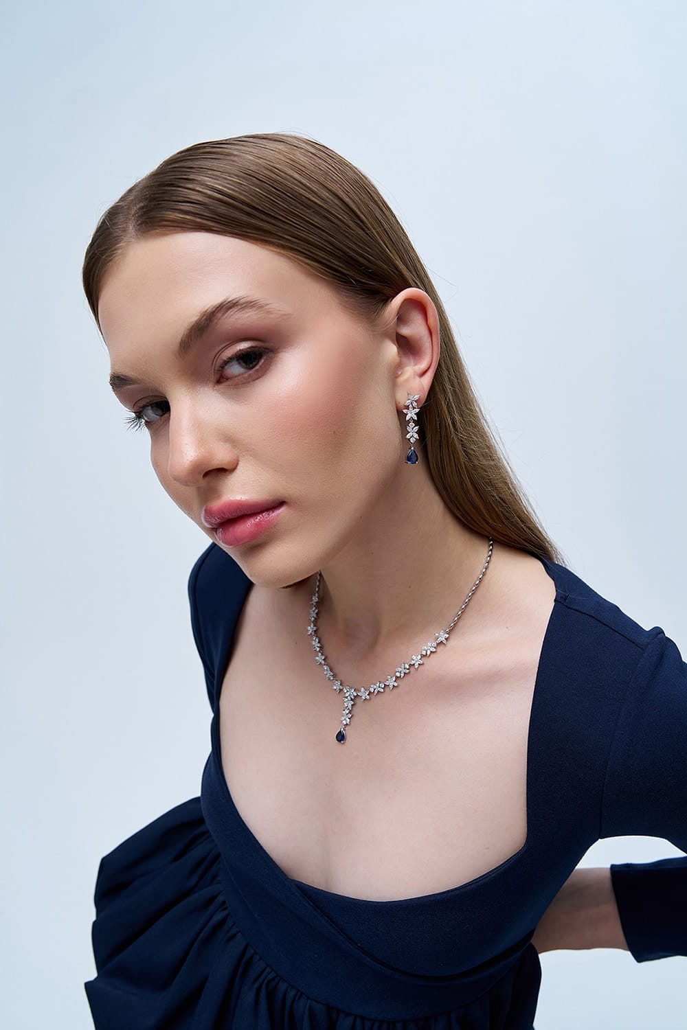 7.87 Karat Tasarım Pırlanta Safir Gerdanlık